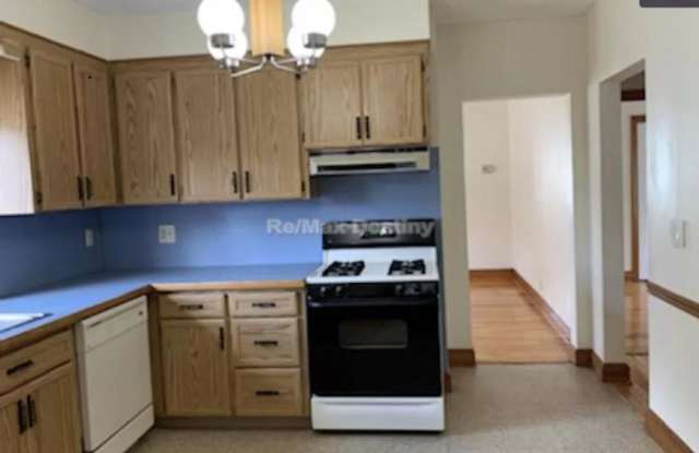 106 Frederick Ave. - 106 Frederick Avenue, Medford, MA 02155