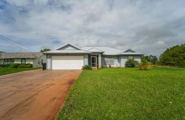 2366 Southwest Alminar Street photos photos