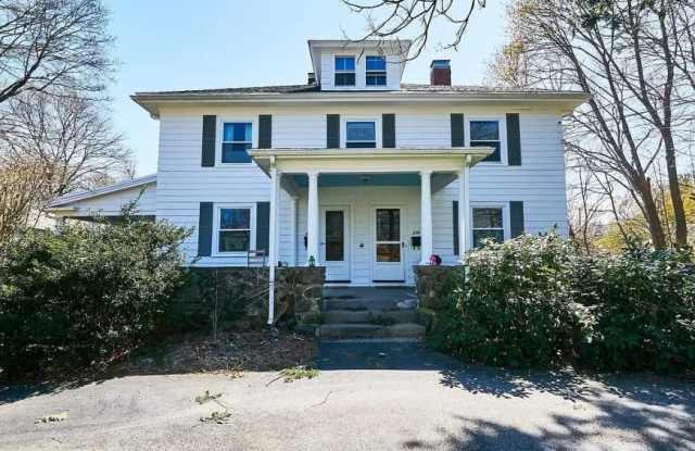 205 Woburn St. - 205 Woburn Street, Lexington, MA 02420