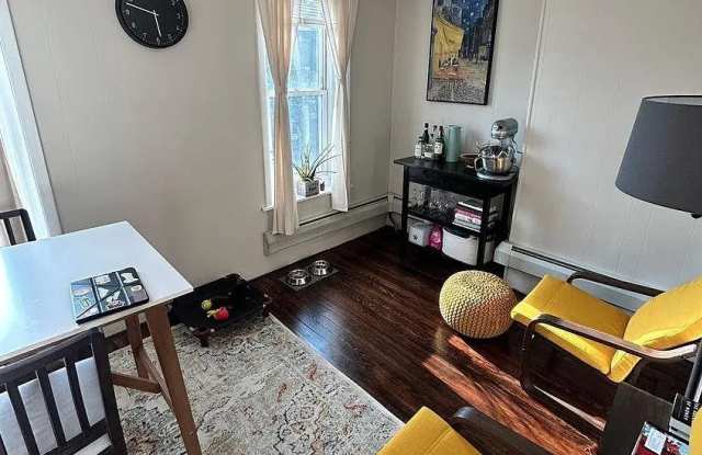 5195 RIDGE AVENUE Gallery 4