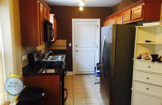 Portage Park neighborhood - 1 bedroom photos photos