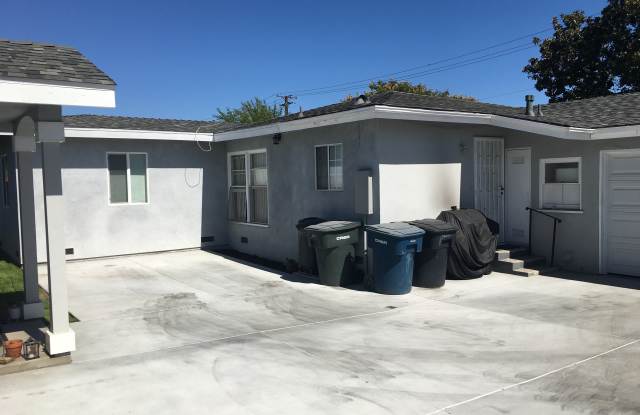 9547 Somerset Boulevard Gallery 3