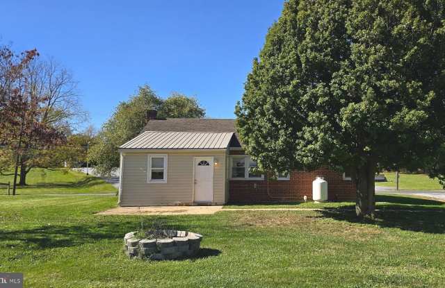 8919 MAPLEVILLE Road Gallery 3