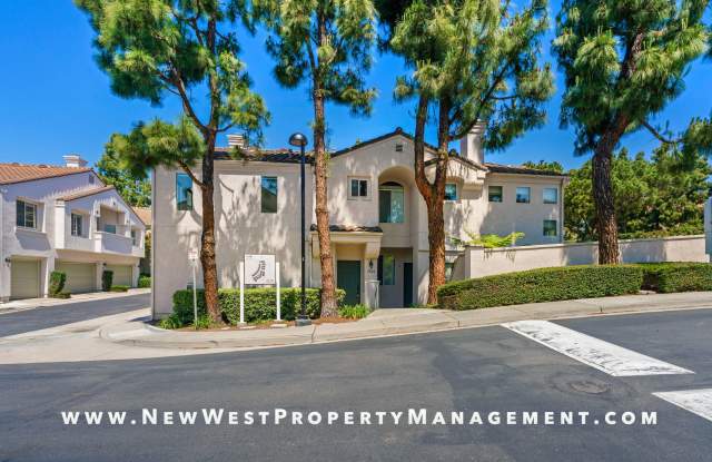 Newly renovated 2-bedroom UTC townhome in the coveted Andria of Renaissance at La Jolla community! Small pet ok! photos photos