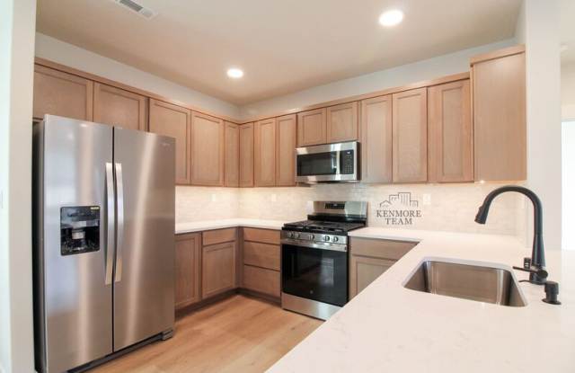 3669 STONECAP ST - 3669 Stonecap Street, Richland, WA 99352