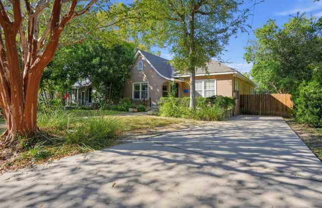 Beautifully Maintained 4-Bedroom Home | Brand-New Deck, Spacious Backyard & Covered Parking! Gallery 3