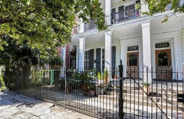 1122 FELICITY Street Gallery 2