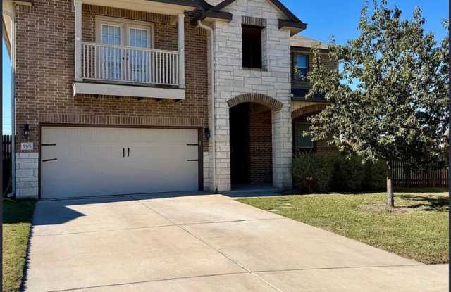 2-story spacious home with community pool access photos photos