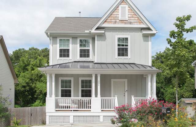 Modern single family home 5 min from Downtown Durham available first week of August! photos photos