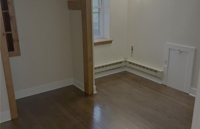 149 Chestnut Street Gallery 2