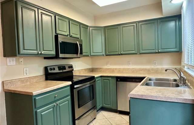 3412 Crimson Holly Court Gallery 3