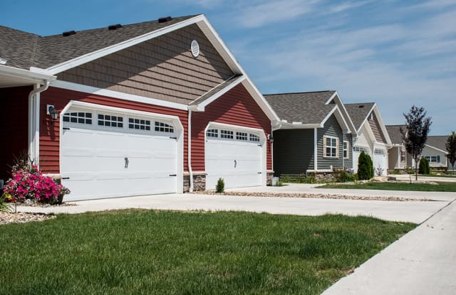 Redwood North Ridgeville Meadow Lakes Blvd photos photos