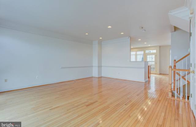 11617 PARK VISTA BOULEVARD Gallery 4