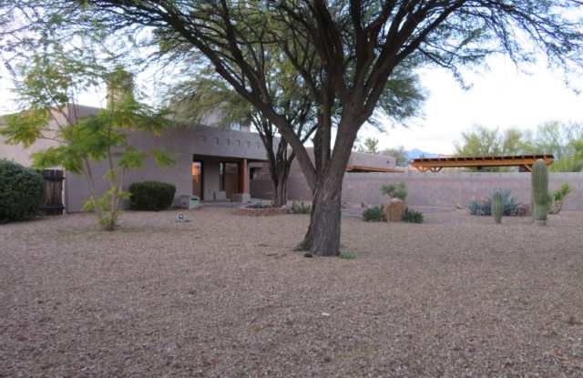 97 S Shadow Creek Pl - 97 South Shadow Creek Place, Tucson, AZ 85748