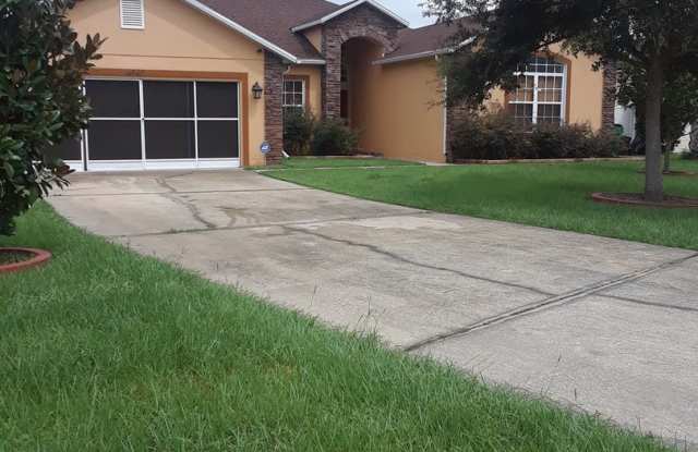 Spacious 4-Bedroom Home in Poinciana! photos photos