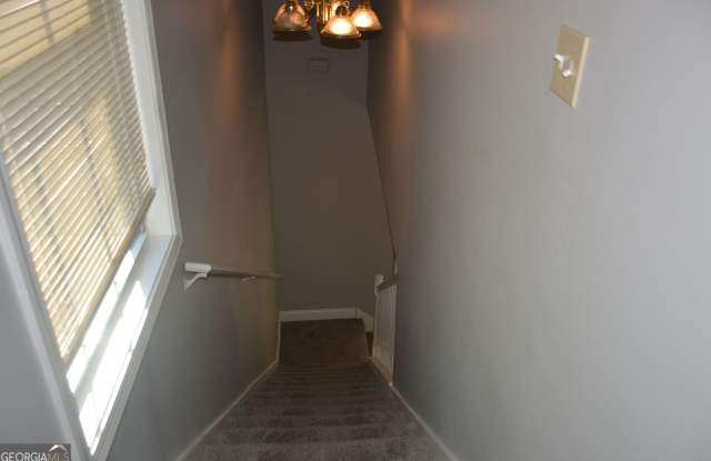 910 McDaniel Street SW Gallery 4