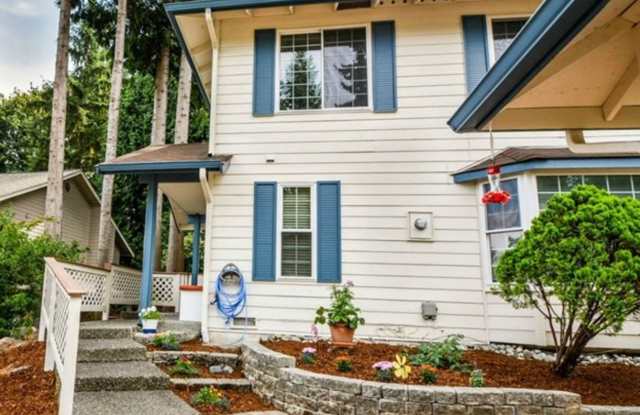 Exquisite Home with 3 Bed and 2.5 Bath in Redmond!! photos photos