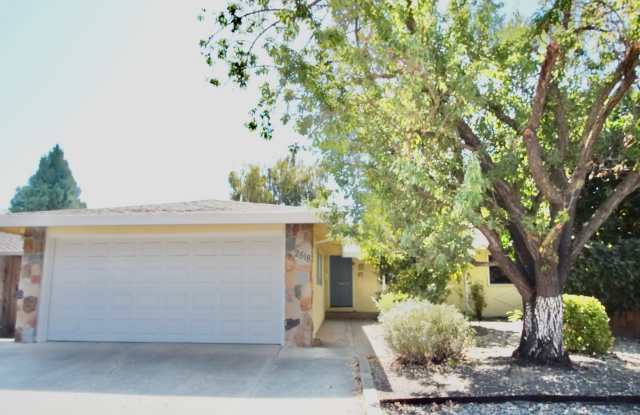 2518 Loyola Drive photos photos