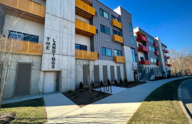 Modern Apartment in Great Asheville Location! - 68 Craven Street, Asheville, NC 28806