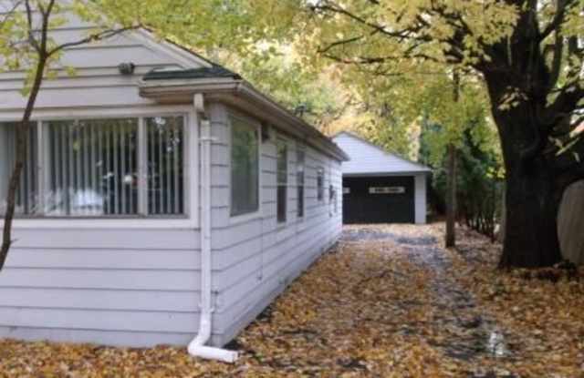 31853 Hoover home Gallery 4