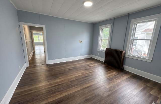 198 SOUTH Avenue Gallery 3