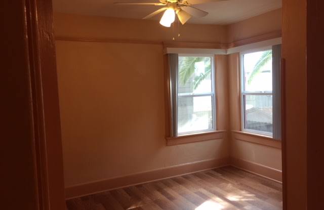 1168-1170 Twenty Second St. - lower Gallery 3