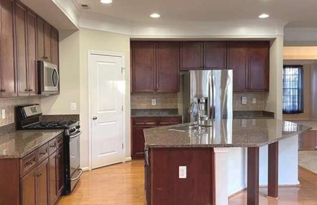 12313 TANALIAN FALLS LN Gallery 3