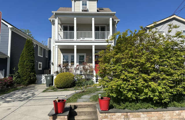 804 North Barton Street photos photos
