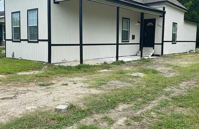 House For Rent 1850 Grand St, Beaumont, TX 77703 photos photos