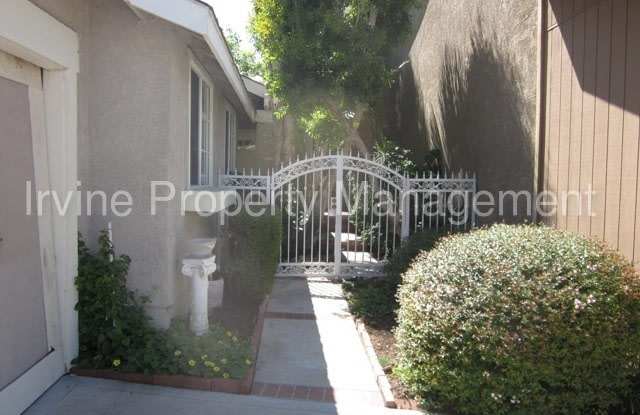 20 Potomac - 20 Potomac, Irvine, CA 92620