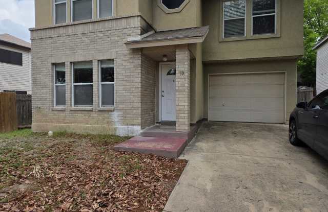 10 Cavelier Pass photos photos