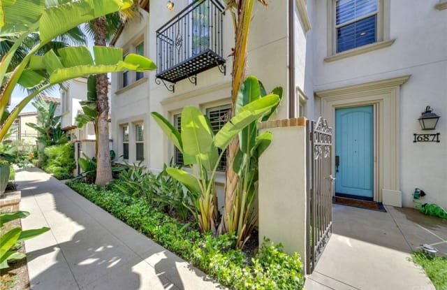 687 E Valencia Street - 687 East Valencia Street, Anaheim, CA 92805