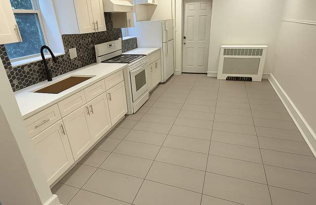 4638 N 11th St - 4638 North 11th Street, Philadelphia, PA 19140