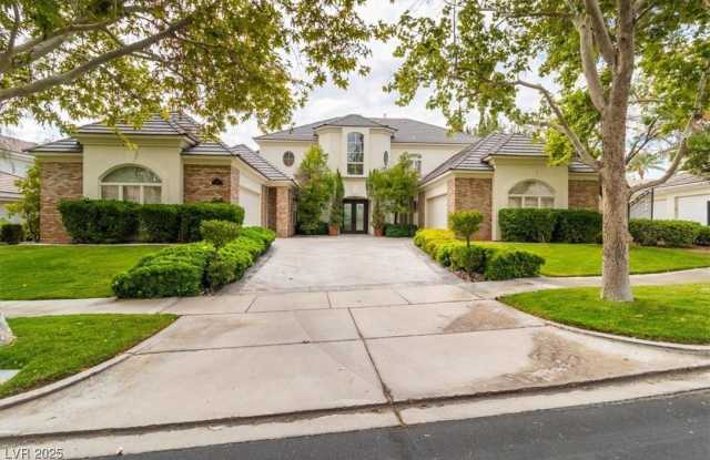 2104 Redbird Drive photos photos