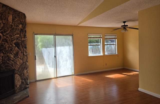 5530 Kevinberg Drive Gallery 1