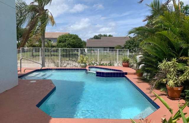 10837 Palm Spring Drive, Boca Raton, FL 33428 Gallery 1