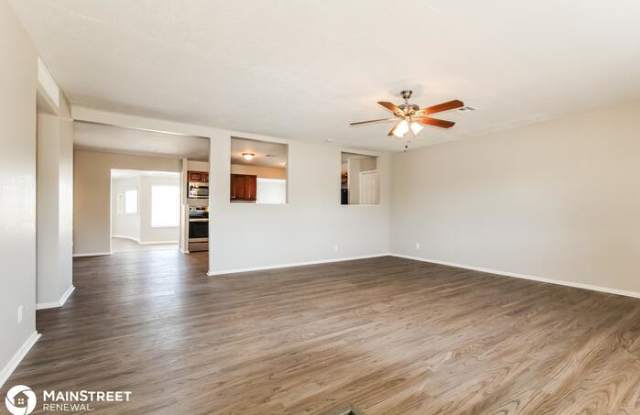 1406 West Anderson Drive Gallery 4