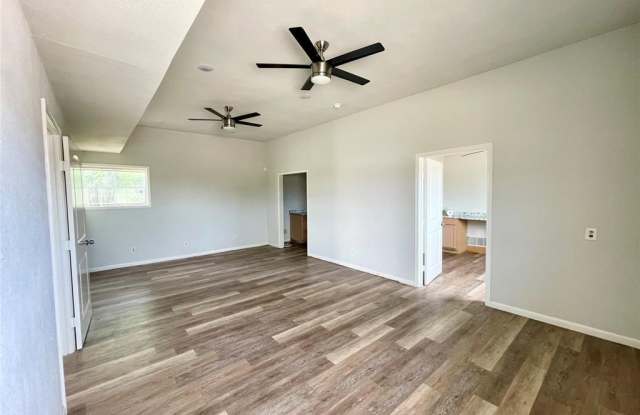4411 Moulton Street photos photos