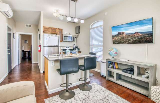 702 Myrtle Ave. photos photos