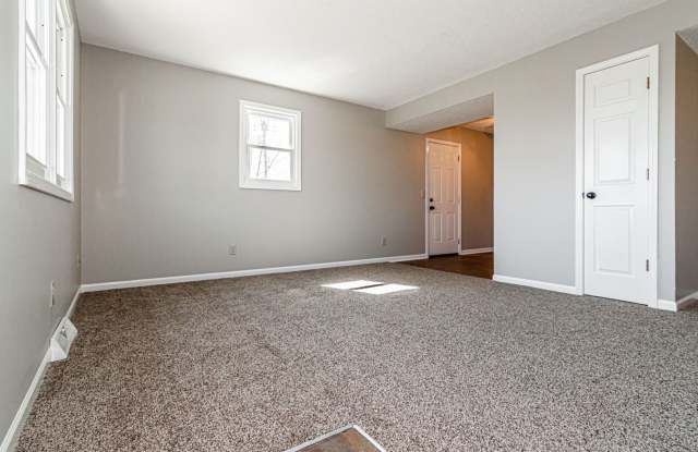 Please view 3D Virtual Walk Through Before Scheduling a Showing Gallery 3