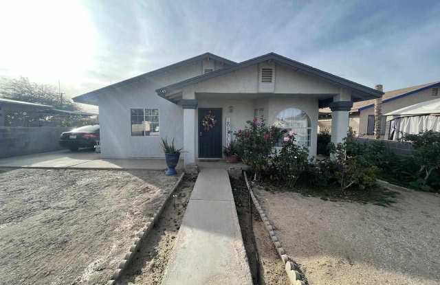 140 N 16 AVE photos photos