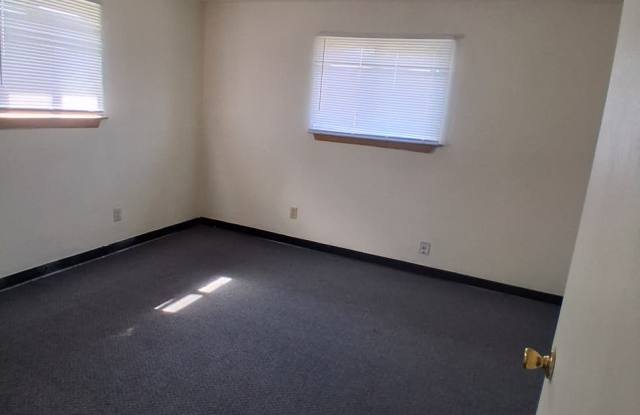 9000 West Carmen Avenue - 3 Gallery 4