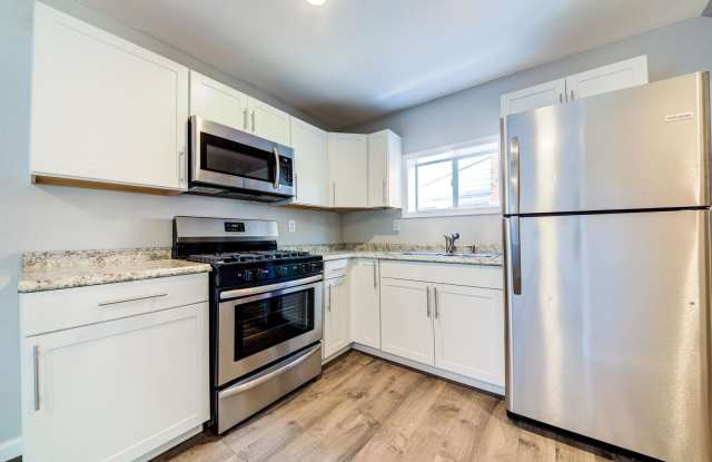 Stunning 3 bedroom home in Brookline available July 1! photos photos