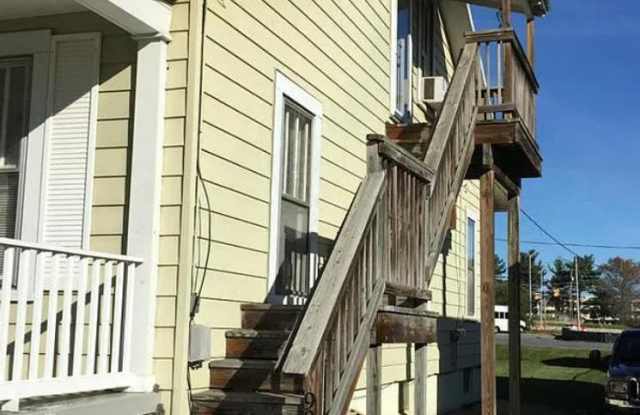 Renovated Apartment Close to Downtown Frederick! Gallery 3