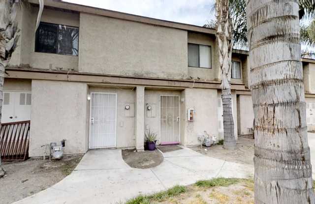 For Lease! 2/1.5 Two-Story Condominium in Colton, California. - 936 East Fairway Drive, Colton, CA 92324