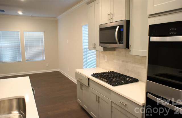 344 Cedar Knoll Circle Gallery 4