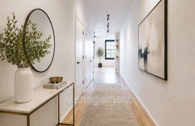 151 Alice B Toklas Gallery 2