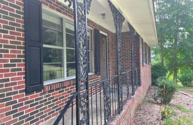 Beautiful Home For Rent Gallery 4