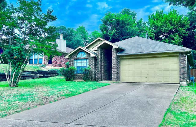 1437 Hampton Road - 1437 Hampton Road, Grapevine, TX 76051
