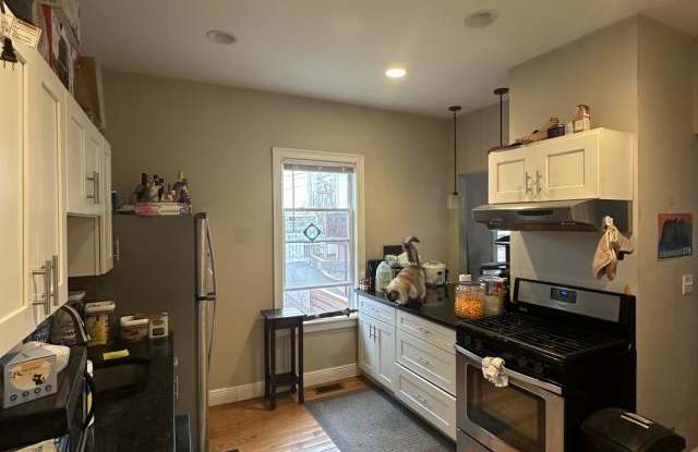 171 Walnut St. - 171 Walnut Street, Somerville, MA 02145
